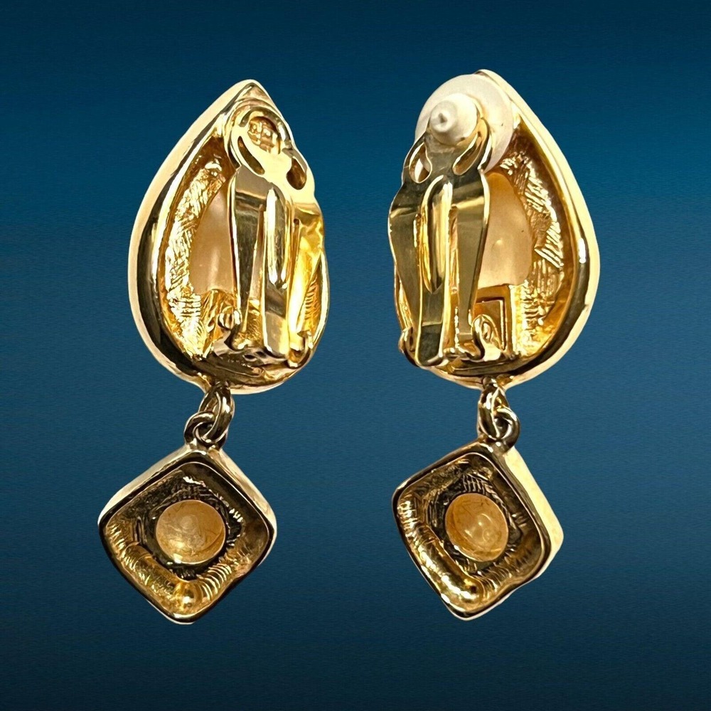 Givenchy Earrings Faux Pearl With Dangle Gold Tone Setting Clip On Vintage - Picture 3 of 6